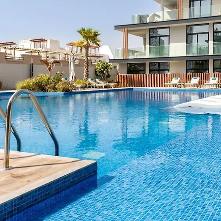 Waves - Comfortable Jvc Apt With Balcony And Maids Room Dubaï Extérieur photo